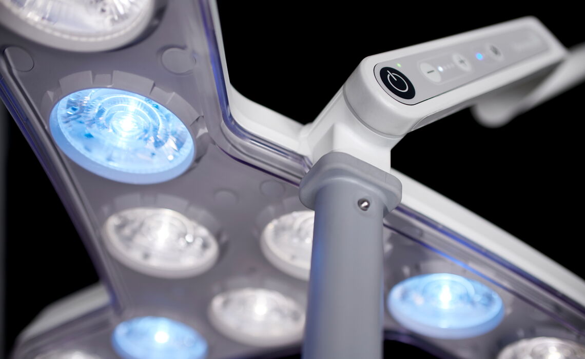 Surgical light TRIANGO 100 Duo - Derungs Licht AG